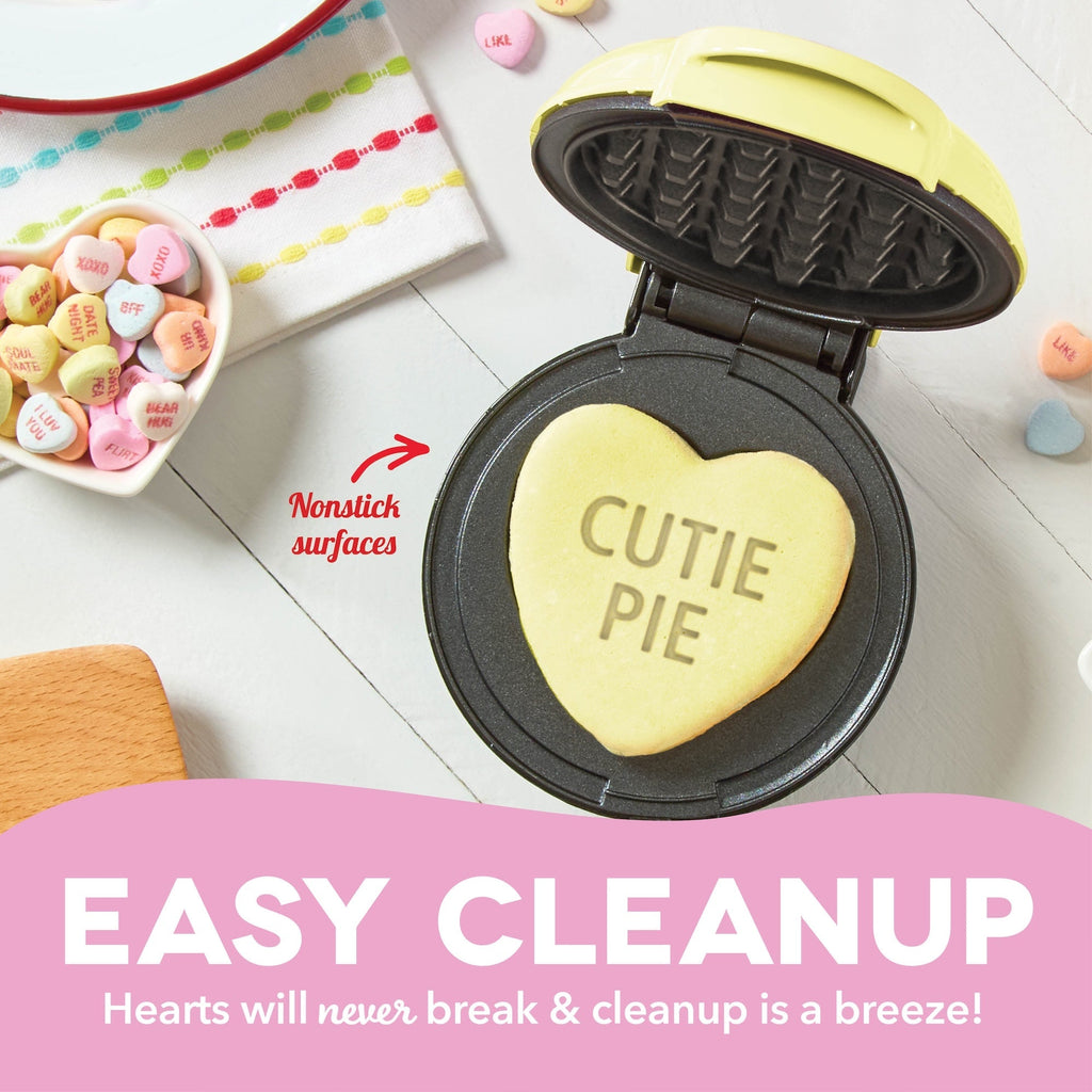 Dash x Sweethearts® Mini Waffle Maker